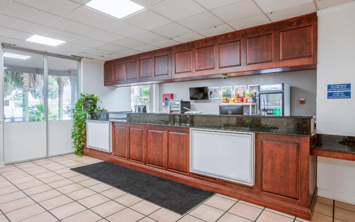 OYO Hotel Baton Rouge - Mead Rd Louisiana