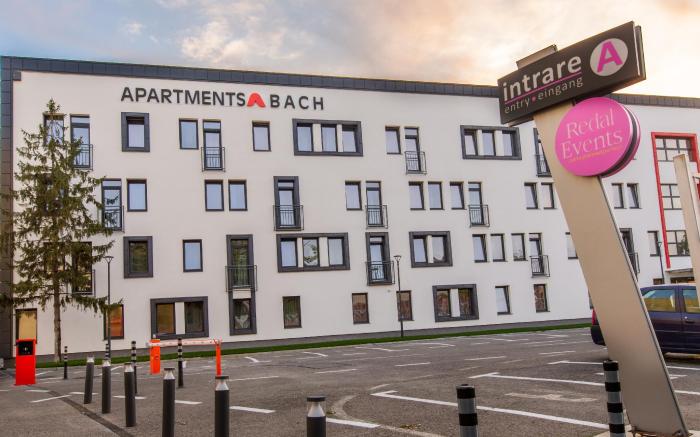 BACH APARTMENTS