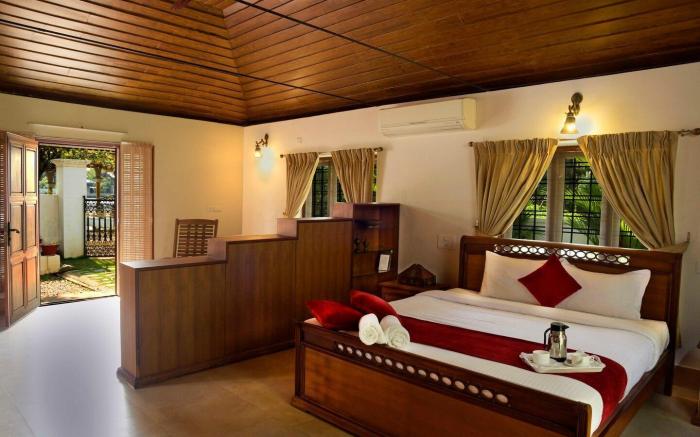 Backwater Heritage - 3 BHK Villa by Vista Rooms