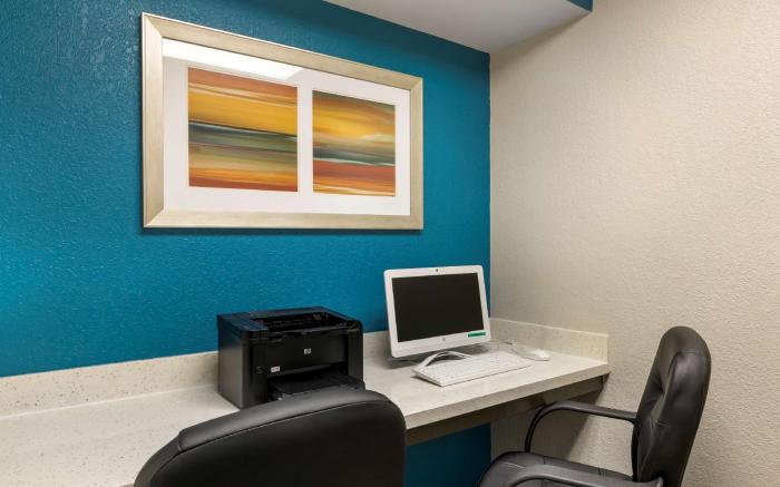 Best Western Watertown Inn and Suites
