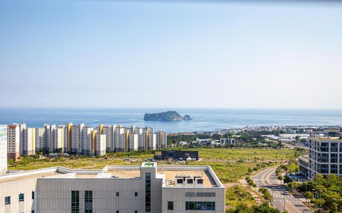 Eastern Hotel Jeju