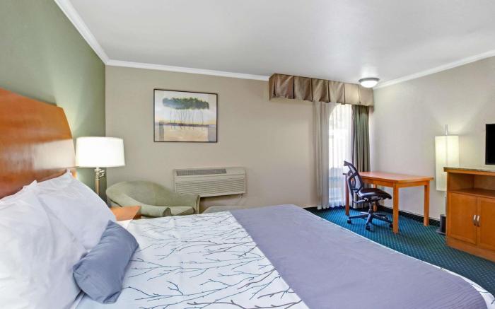 Days Inn by Wyndham San Jose Convention Center