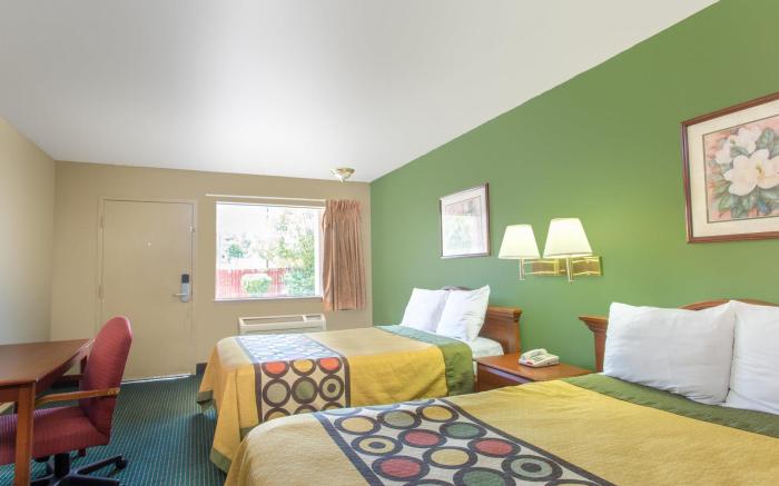 Super 8 By Wyndham Durham/University Area Nc