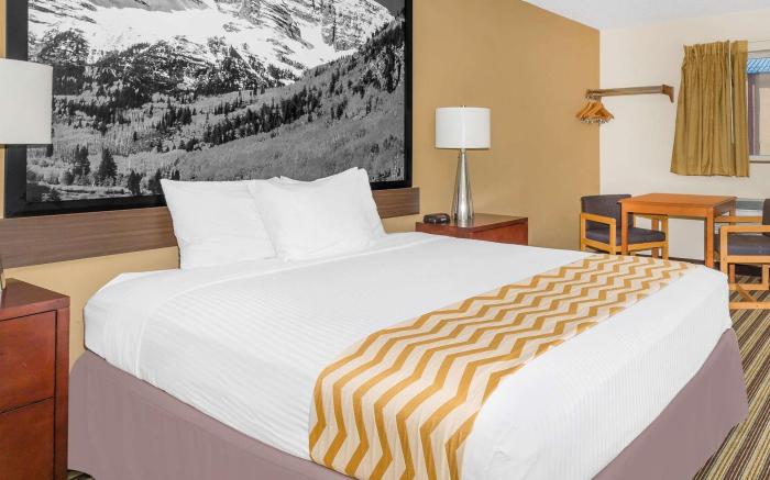 Travelodge by Wyndham Loveland/Fort Collins Area