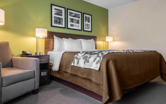 Sleep Inn & Suites Marshall - University Area