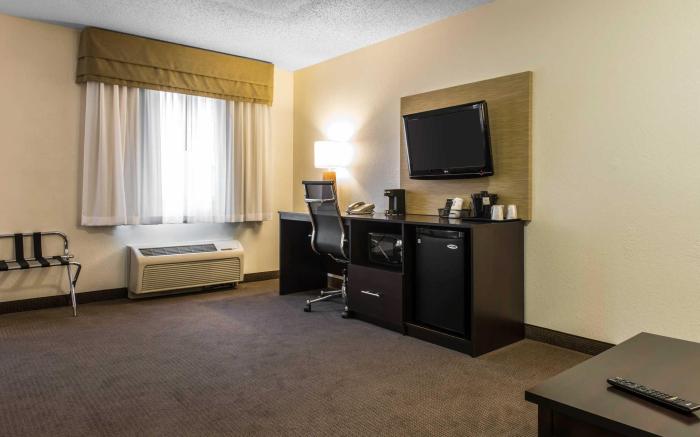 Sleep Inn & Suites Pittsburgh Airport