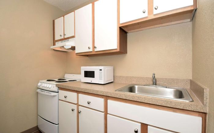 Extended Stay America Suites - Tulsa - Midtown