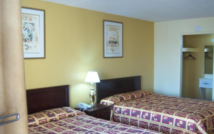 Budgetel Inn & Suites