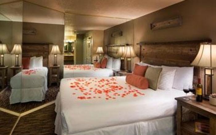 Postmarc Hotel and Spa Suites
