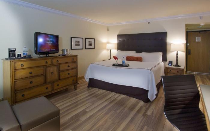 Miami Lakes Hotel