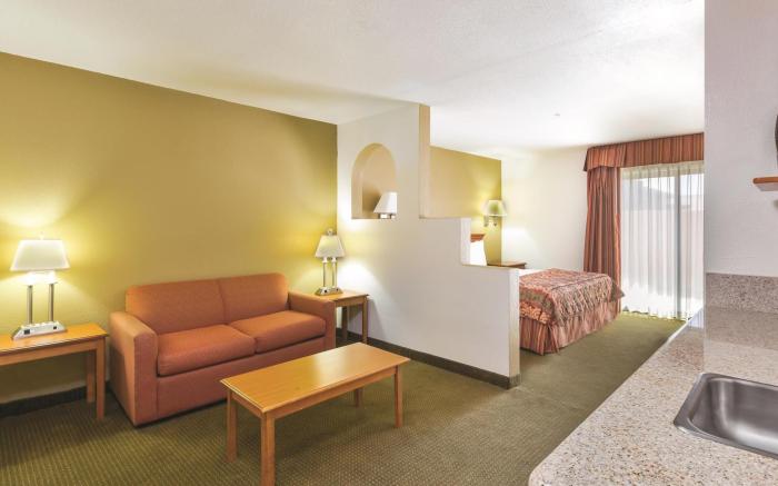 Baymont By Wyndham Tehachapi