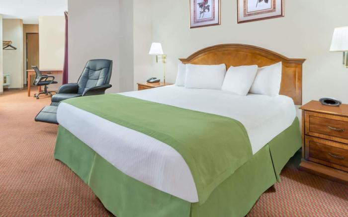 Baymont by Wyndham Enid