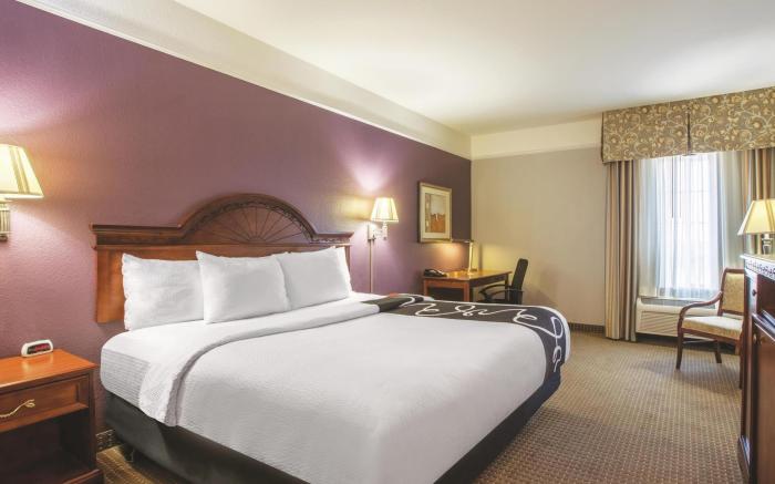 La Quinta Inn & Suites by Wyndham Gainesville