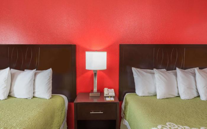 Days Inn by Wyndham Mexico