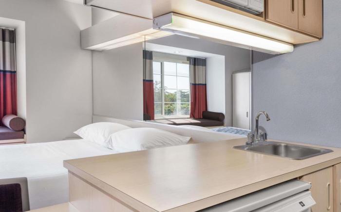 Microtel Inn & Suites by Wyndham Modesto Ceres