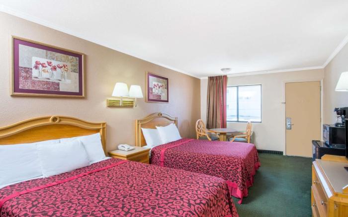 Days Inn by Wyndham Alamogordo/White Sands