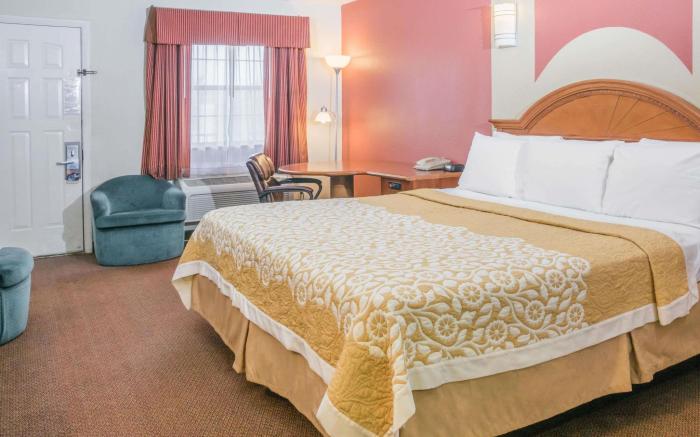 Days Inn by Wyndham Bastrop