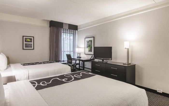La Quinta Inn & Suites by Wyndham Boston-Andover