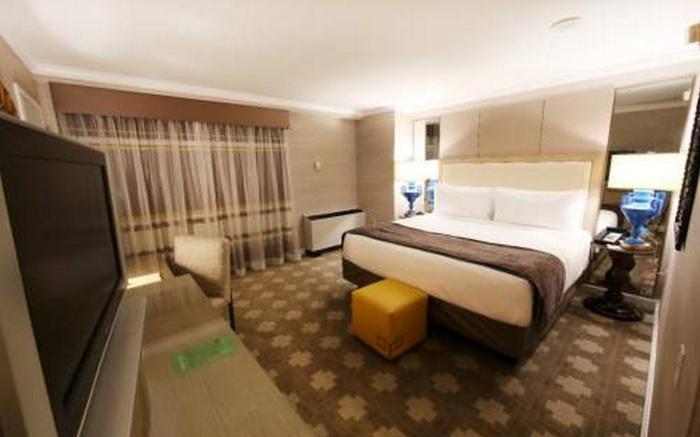 Caesars Atlantic City Hotel & Casino