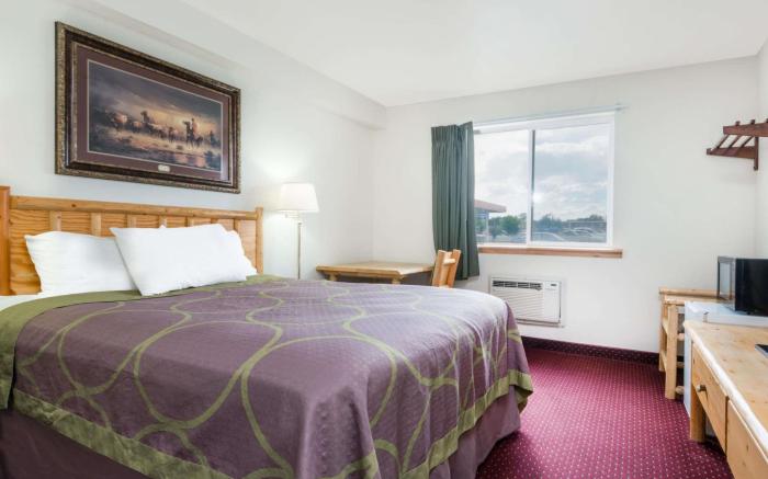 Super 8 By Wyndham Powell