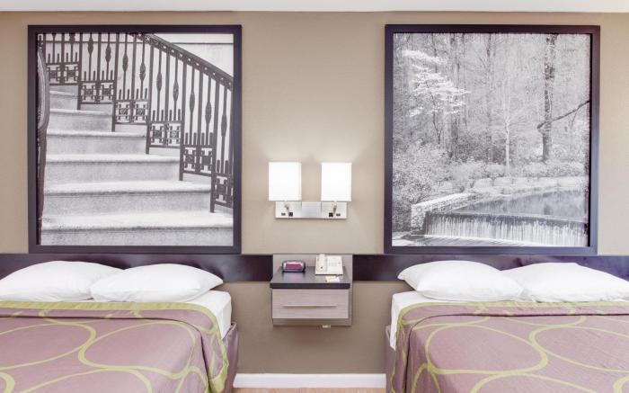 Super 8 By Wyndham Dalton