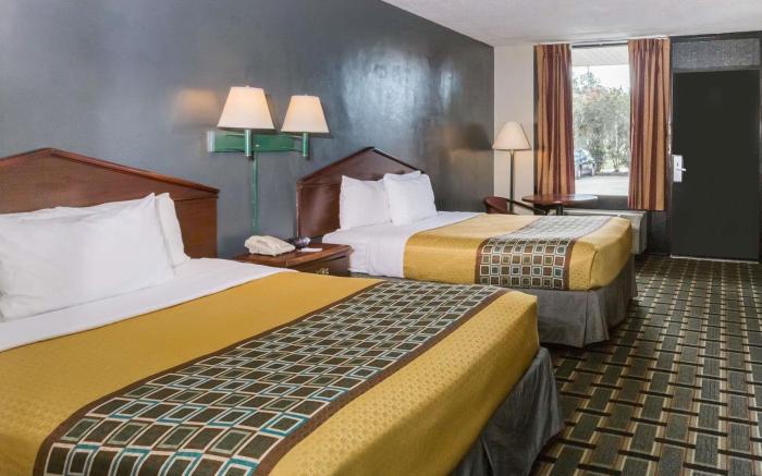 Travelodge by Wyndham Savannah Area/Richmond Hill