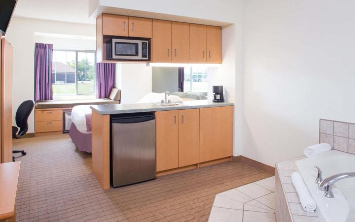 Microtel Inn & Suites by Wyndham Plattsburgh