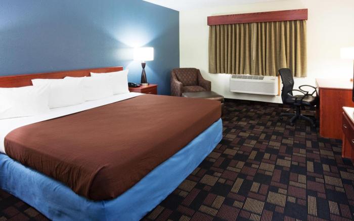 AmericInn by Wyndham Austin