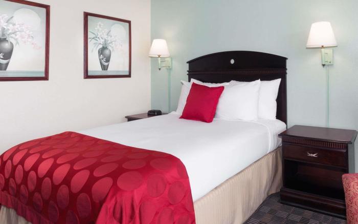 Ramada by Wyndham Pelham