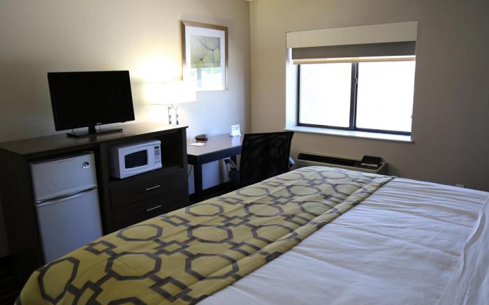 Baymont by Wyndham Plano