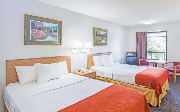 Days Inn by Wyndham Valdosta I-75