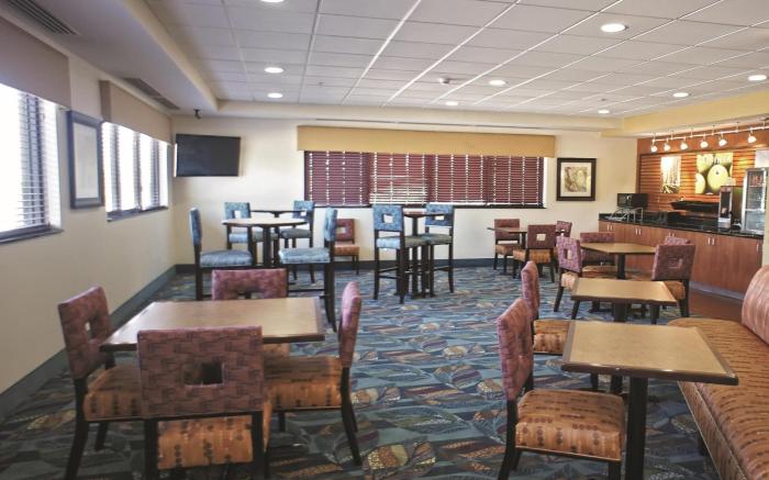 La Quinta Inn & Suites by Wyndham Edmond