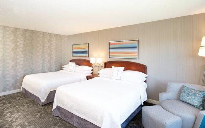 Courtyard by Marriott Oakland Airport