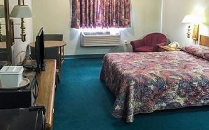 Knights Inn - Paxinos, PA