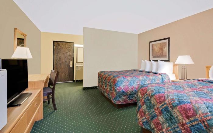 Days Inn by Wyndham International Falls