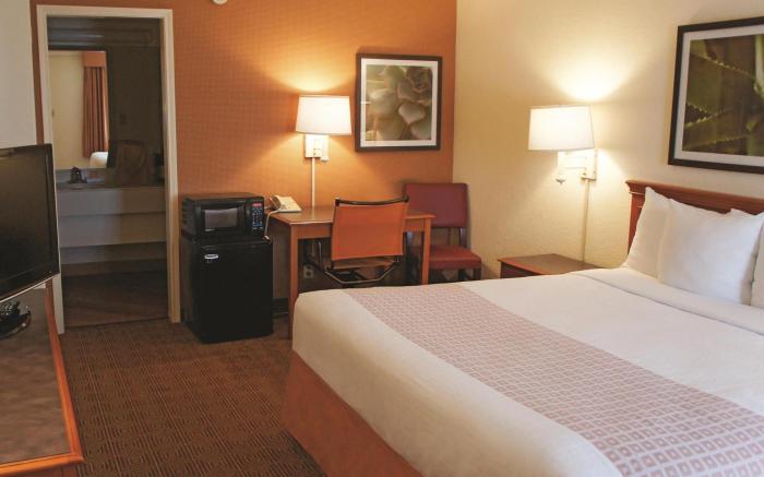 Baymont by Wyndham San Antonio South Park