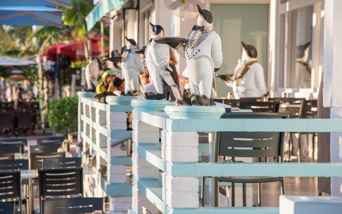 Penguin Hotel