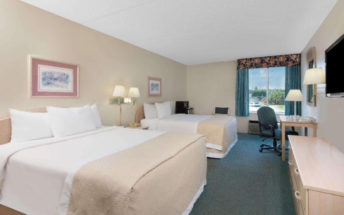 Days Inn by Wyndham Carlisle South