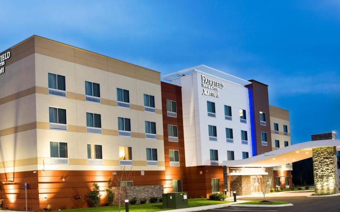 Fairfield Inn & Suites Dickson