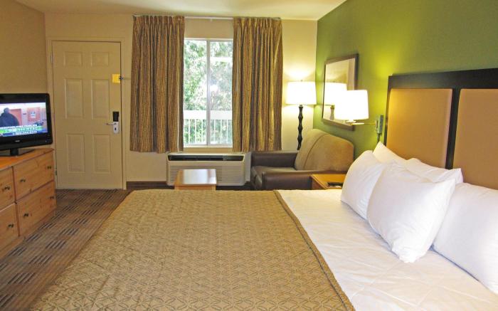 Extended Stay America Suites - San Francisco - San Mateo - SFO