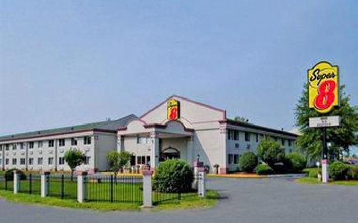 Super 8 By Wyndham Hartford