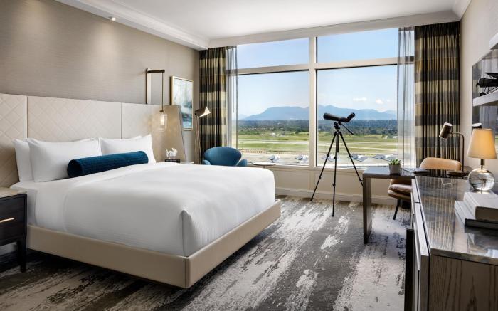 Fairmont Vancouver Airport In-Terminal Hotel