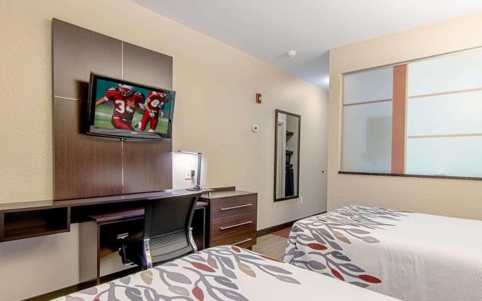 Red Roof Inn Locust Grove