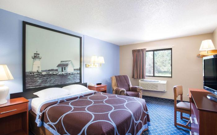 Super 8 By Wyndham Massena Ny