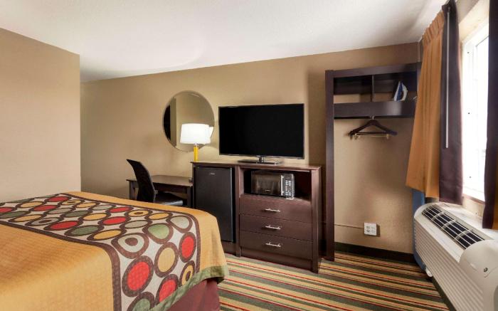 Super 8 By Wyndham Joplin