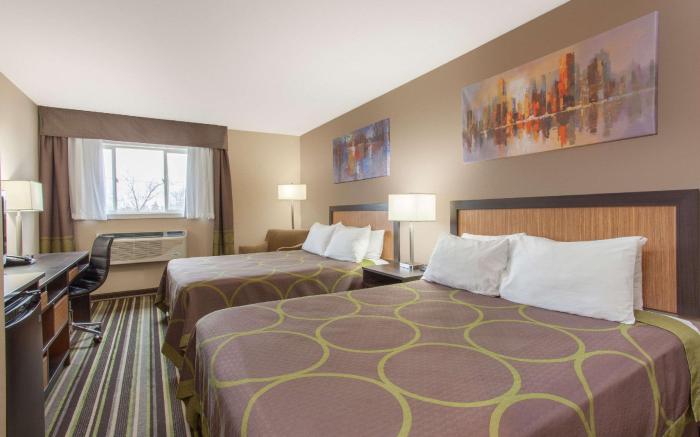 Howard Johnson by Wyndham Winnipeg West