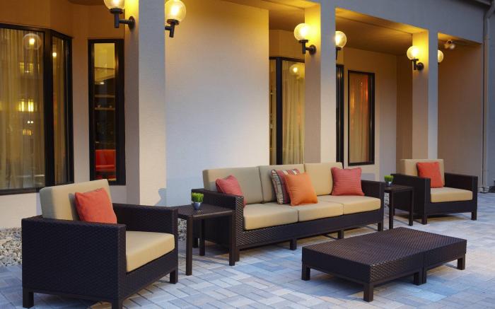 Spark by Hilton Bettendorf Quad Cities