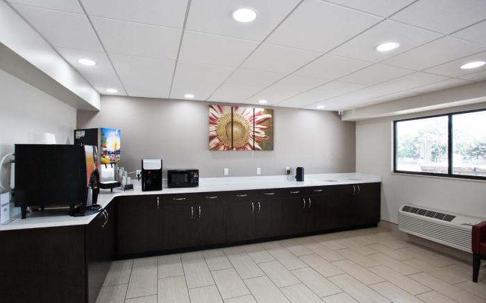 Red Roof PLUS+ Nashville South - Fairgrounds