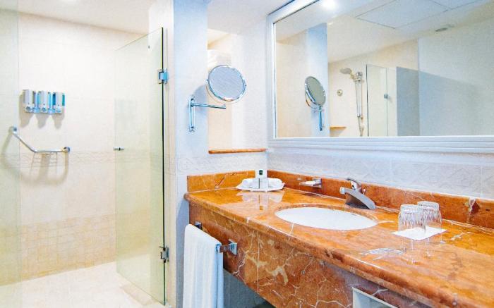 Occidental Costa Cancun - All Inclusive
