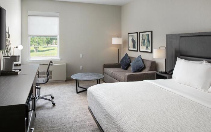 Holiday Inn Express St. Albans By IHG
